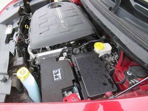 Used 2017 Jeep Cherokee Sport w/ Cold Weather Group image 14