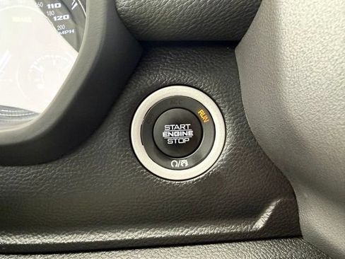 Used 2022 RAM 1500 Rebel AWD/4WD image 43