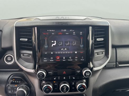 Used 2019 RAM 1500 Big Horn AWD/4WD image 16