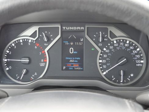 Used 2022 Toyota Tundra Limited AWD/4WD image 36