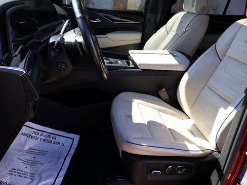 Used 2021 Cadillac Escalade Sport w/ Driver Assist Tech Package image 46