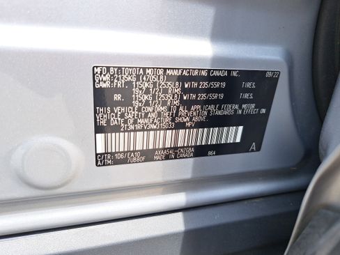 Used 2022 Toyota RAV4 Limited AWD/4WD image 34