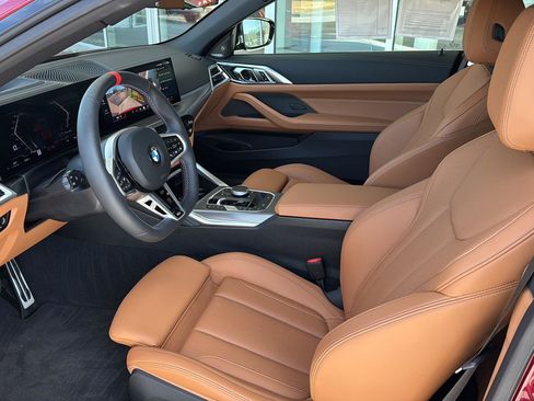 Used 2025 BMW M440i Convertible w/ Premium Package image 7