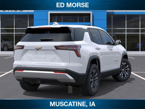 New 2026 Chevrolet Equinox LT image 4