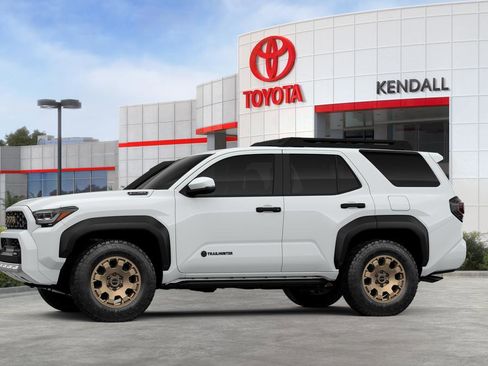 New 2025 Toyota 4Runner Trailhunter image 3