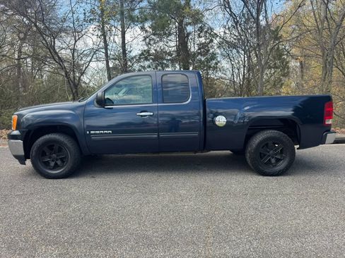 Used 2007 GMC Sierra 1500 SLE w/ SLE1 Preferred Package image 5