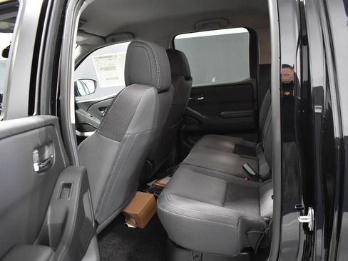 New 2026 Nissan Frontier SV image 30