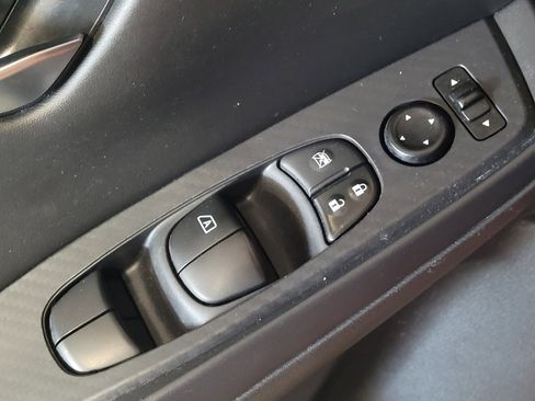 Used 2021 Nissan Sentra SV w/ Electronics Package image 27