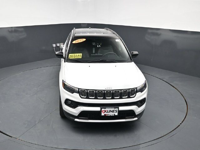 Used 2025 Jeep Compass Limited AWD/4WD image 44