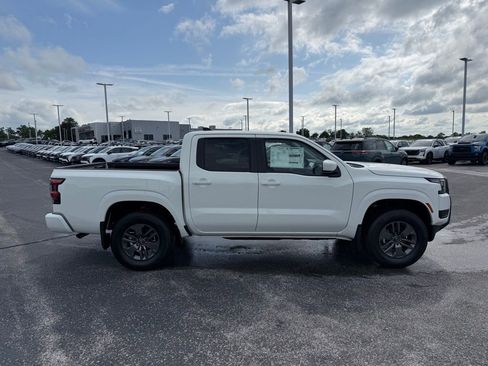 New 2026 Nissan Frontier SV AWD/4WD image 32