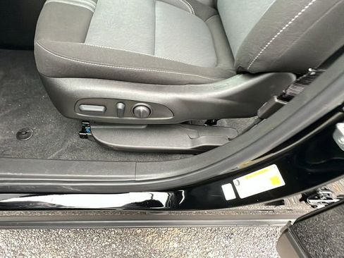 New 2025 Chevrolet Blazer LT w/ Midnight/Sport Edition image 14