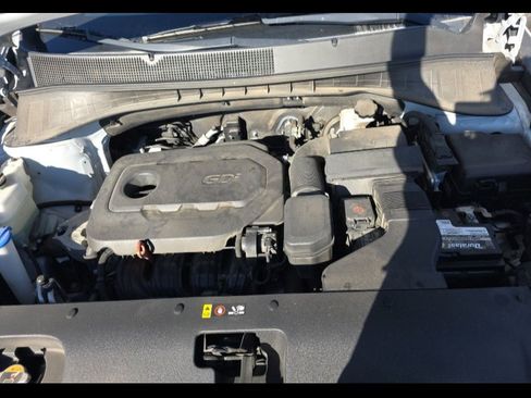 Used 2019 Kia Sorento L image 11