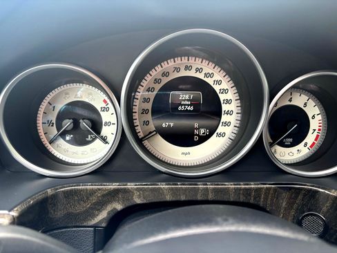 Used 2014 Mercedes-Benz E 350 Sedan image 10