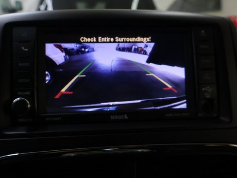 Used 2019 Dodge Grand Caravan SXT image 22