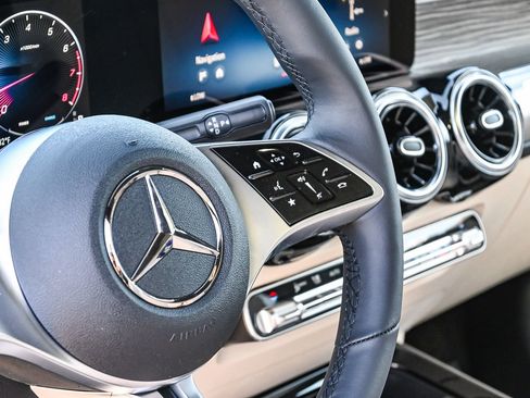 New 2026 Mercedes-Benz GLB 250 image 24