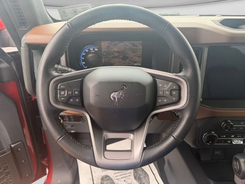 Used 2024 Ford Bronco Outer Banks w/ Sasquatch Package AWD/4WD image 25