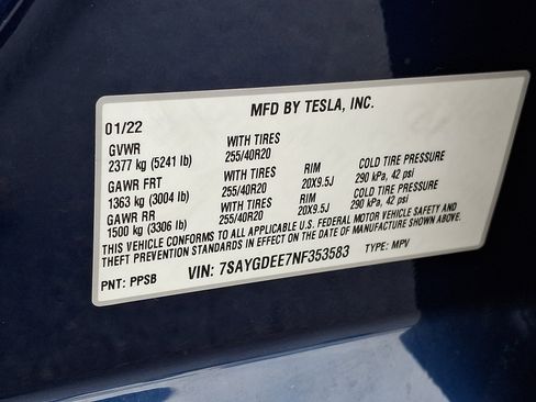 Used 2022 Tesla Model Y Long Range image 26