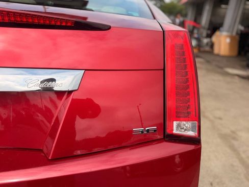 Used 2012 Cadillac CTS Performance RWD image 9