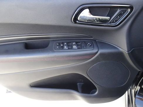 Used 2023 Dodge Durango GT RWD image 8