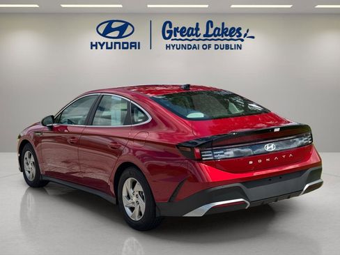 Certified 2025 Hyundai Sonata SE FWD image 3