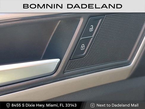 Used 2021 Volkswagen Atlas SE w/ Panoramic Sunroof Package image 18