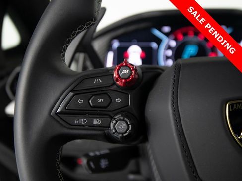 Used 2024 Lamborghini Revuelto image 31