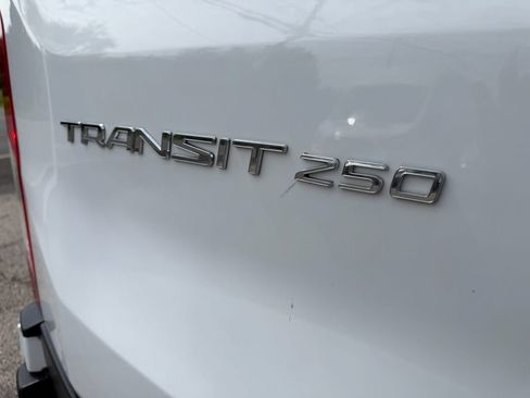 Used 2025 Ford Transit 250 Low Roof w/ Exterior Upgrade Package RWD image 40