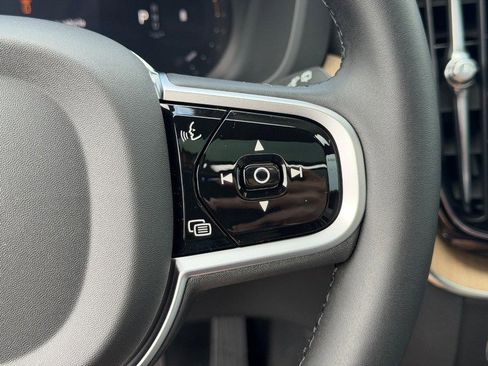 New 2026 Volvo XC60 B5 Core image 13