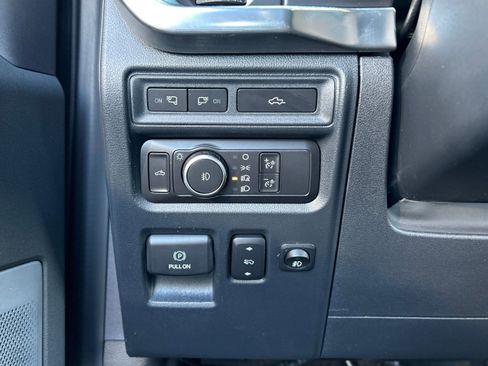 Used 2021 Ford F150 Lariat w/ Equipment Group 502A High image 18