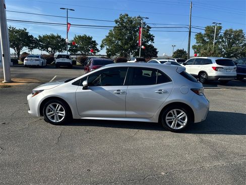 Used 2022 Toyota Corolla SE image 6