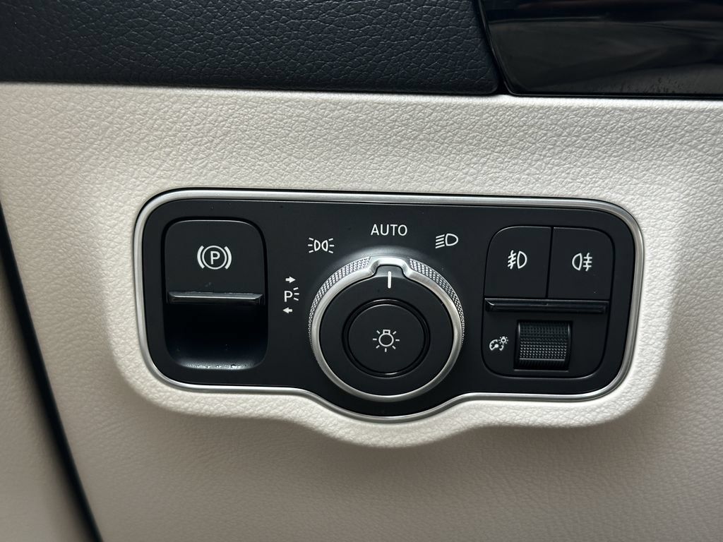 Certified 2026 Mercedes-Benz GLA 250 image 34