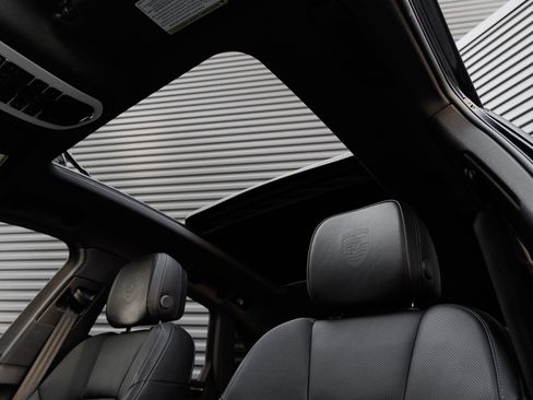 Certified 2026 Porsche Macan AWD/4WD image 14