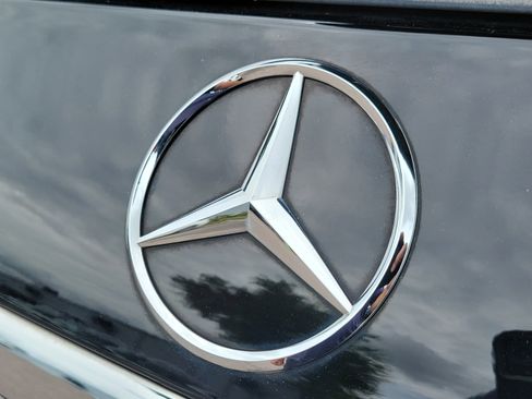 Used 2024 Mercedes-Benz GLS 450 4MATIC image 34