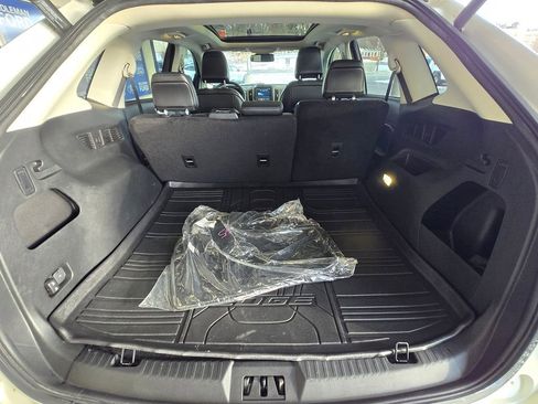 Used 2022 Ford Edge SEL w/ Convenience Package image 7