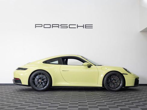 Certified 2025 Porsche 911 Carrera GTS RWD image 8