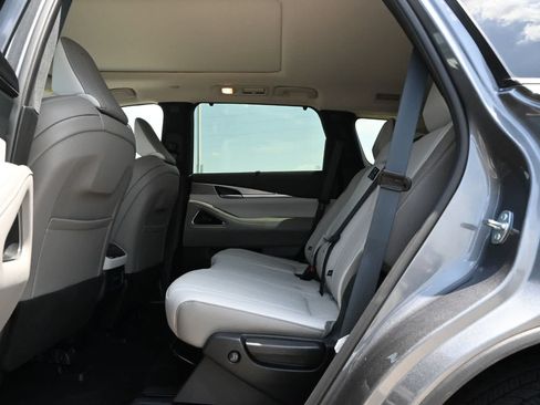 Used 2026 INFINITI QX60 Luxe w/ Cargo Package FWD image 19