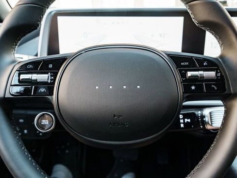 New 2025 Hyundai Ioniq 6 SE RWD image 10