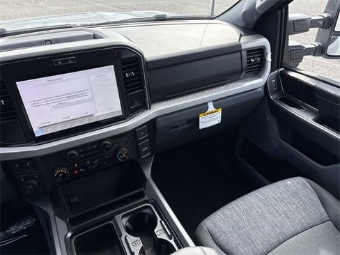 New 2026 Ford F250 XLT w/ XLT Premium Package image 15