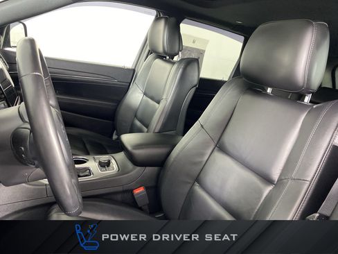 Used 2020 Jeep Grand Cherokee Limited AWD/4WD image 18