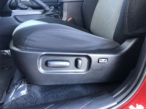 Used 2021 Toyota Tacoma TRD Sport image 23