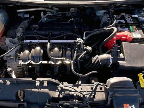 Used 2013 Ford Fiesta S image 9
