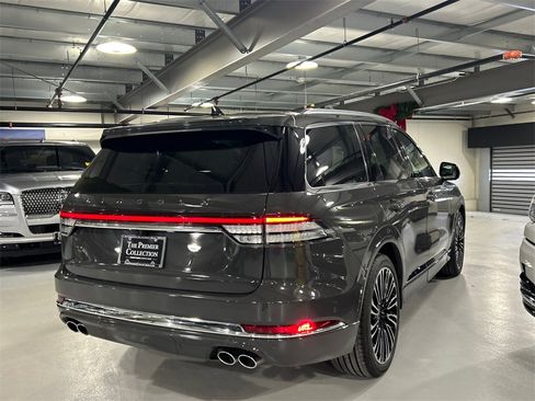 Certified 2024 Lincoln Aviator Black Label w/ Dynamic Handling Package image 2