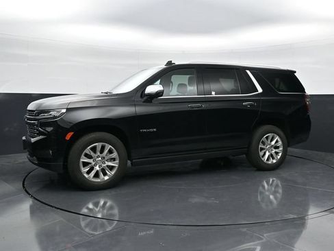 Used 2023 Chevrolet Tahoe Premier w/ Premium Package 2 AWD/4WD image 6