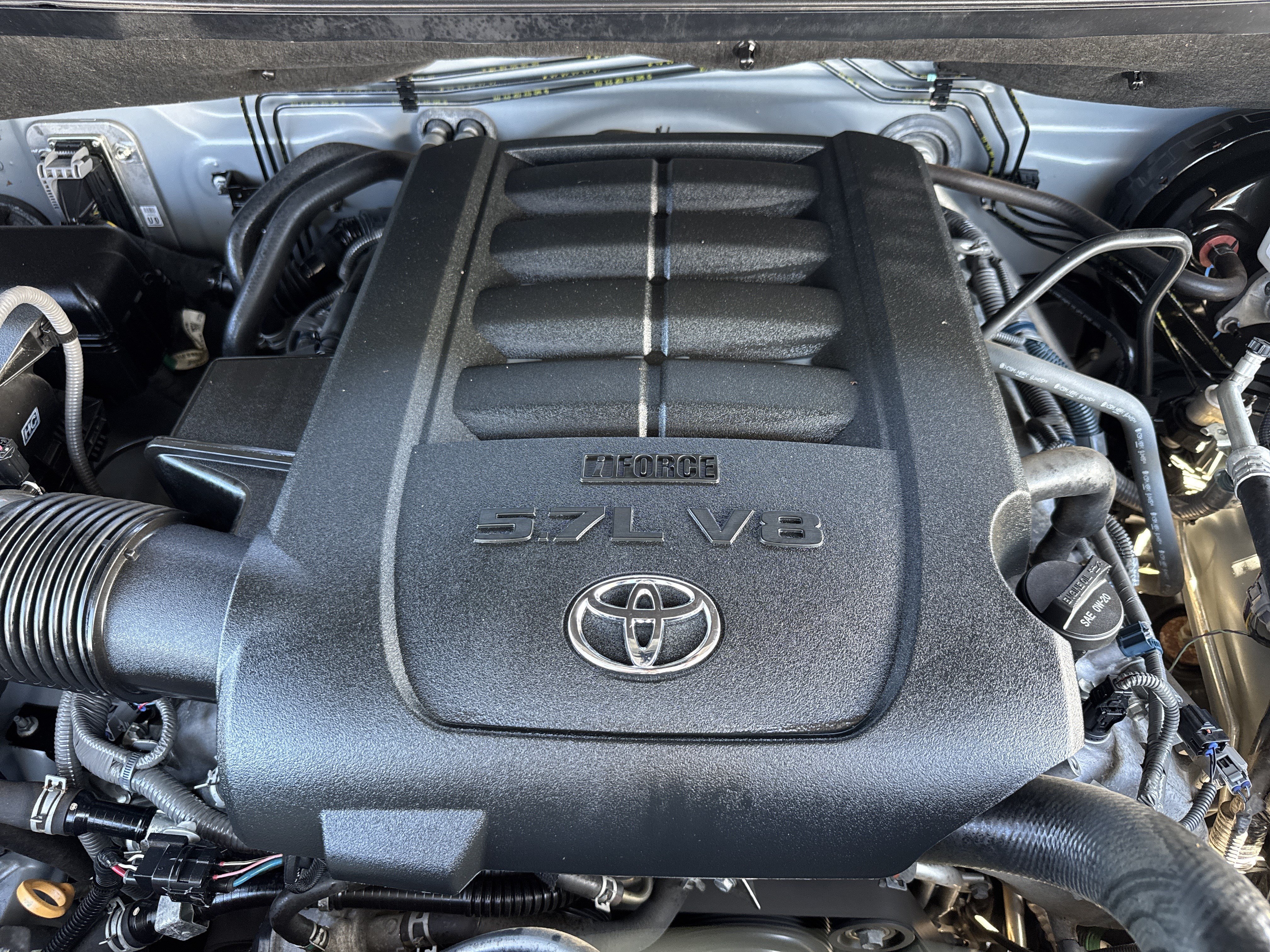 Used 2021 Toyota Tundra SR5 w/ TRD Off-Road Package AWD/4WD image 31