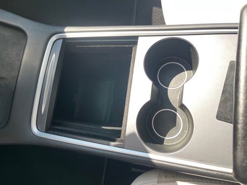 Used 2023 Tesla Model 3 Performance image 14