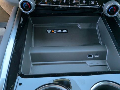 New 2026 Chevrolet Tahoe Z71 image 31