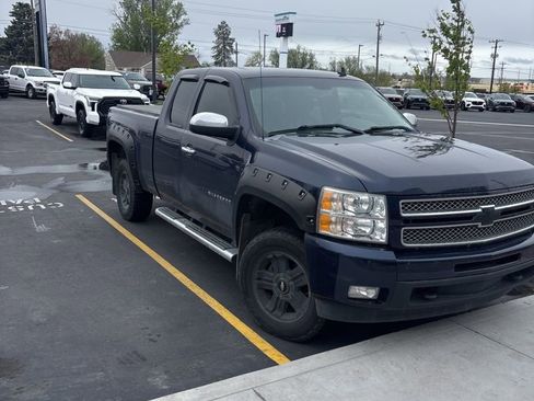 Used 2012 Chevrolet Silverado 1500 LTZ AWD/4WD image 9