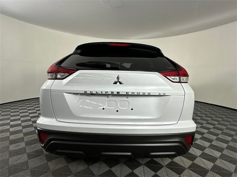 New 2025 Mitsubishi Eclipse Cross ES image 13