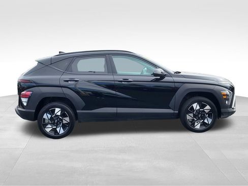 Used 2025 Hyundai Kona SEL AWD/4WD image 5