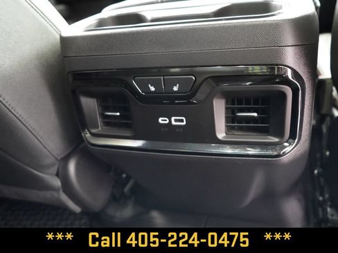 Used 2025 GMC Sierra 1500 AT4 w/ AT4 Premium Package AWD/4WD image 30